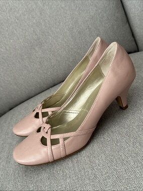 Fioni Pink Women's Heels